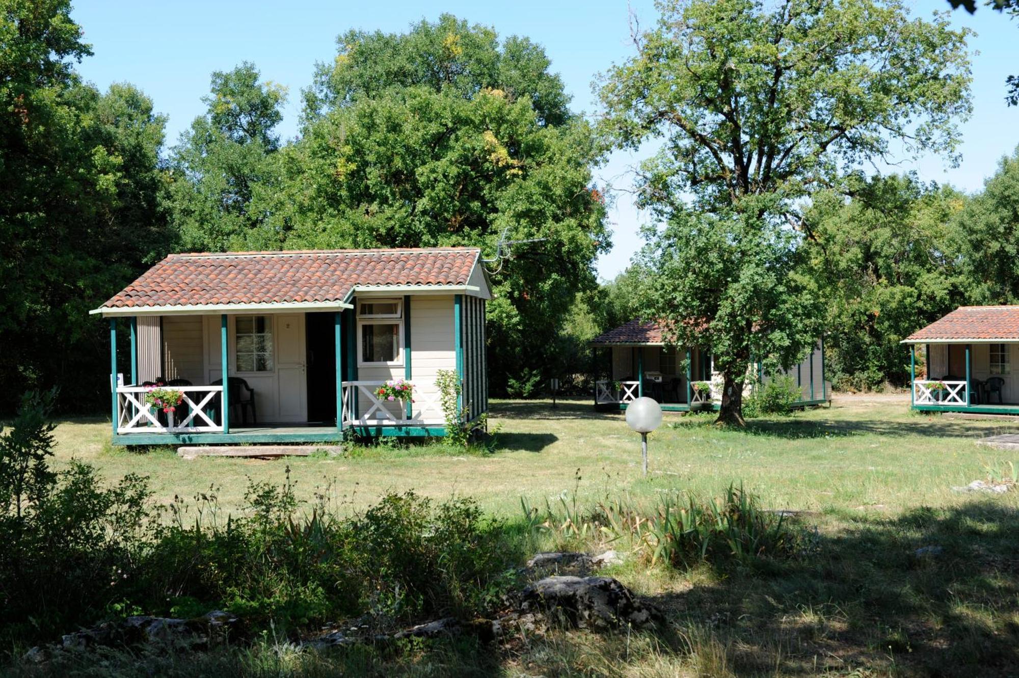 Village De Chalets De 로카마두르 외부 사진